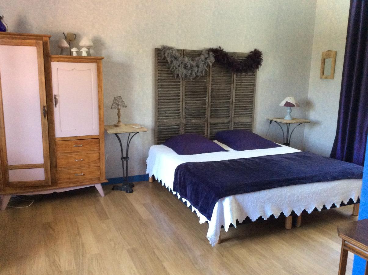 Le Relais Du Grand Logis Panzió Civrieux Kültér fotó