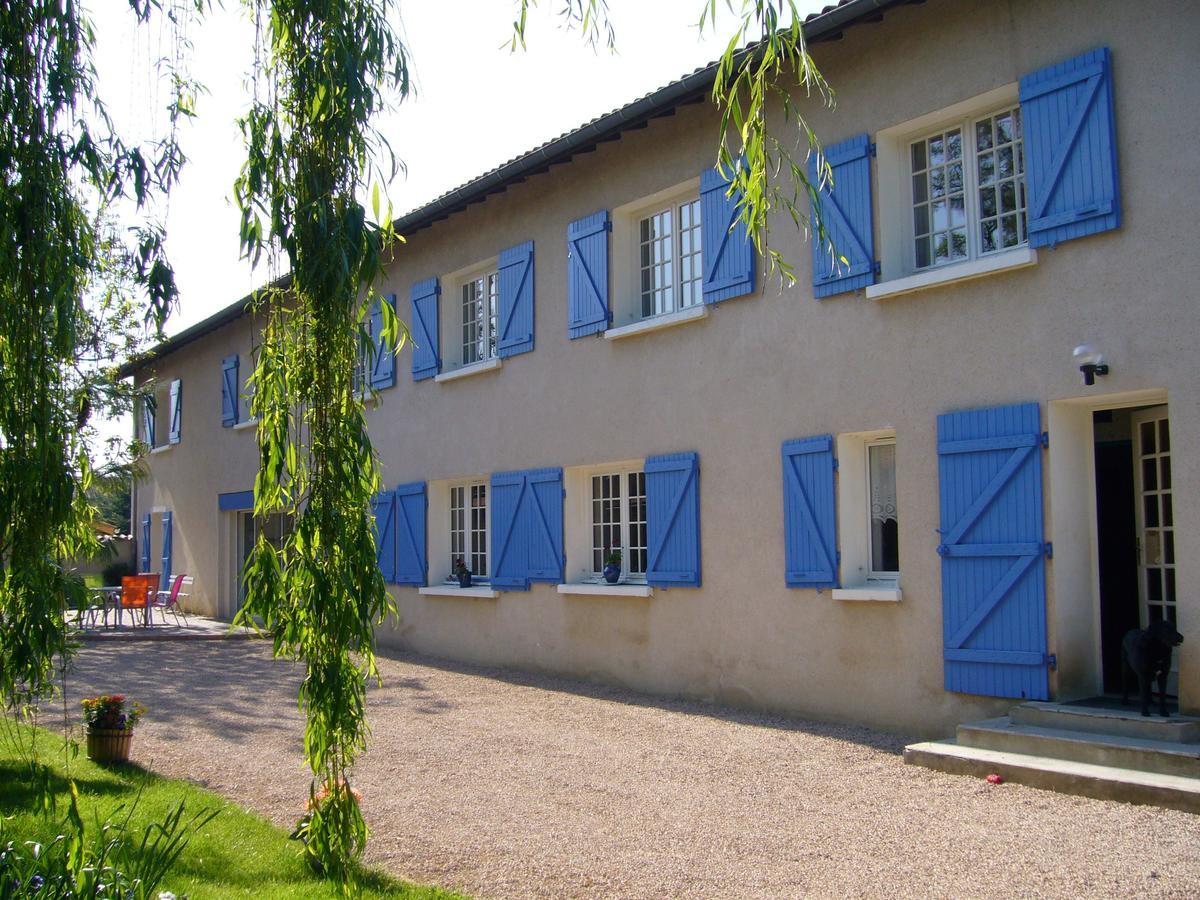 Le Relais Du Grand Logis Panzió Civrieux Kültér fotó