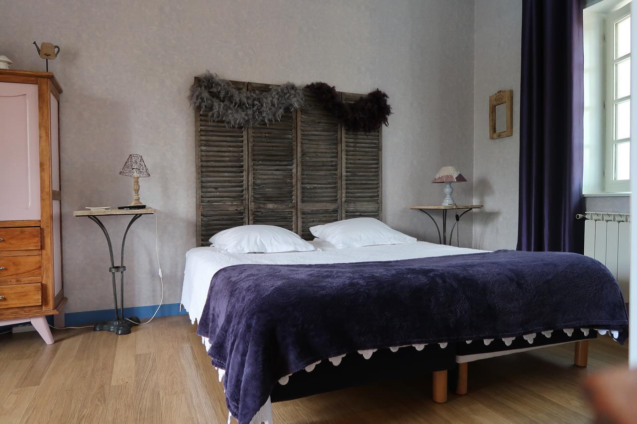 Le Relais Du Grand Logis Panzió Civrieux Kültér fotó