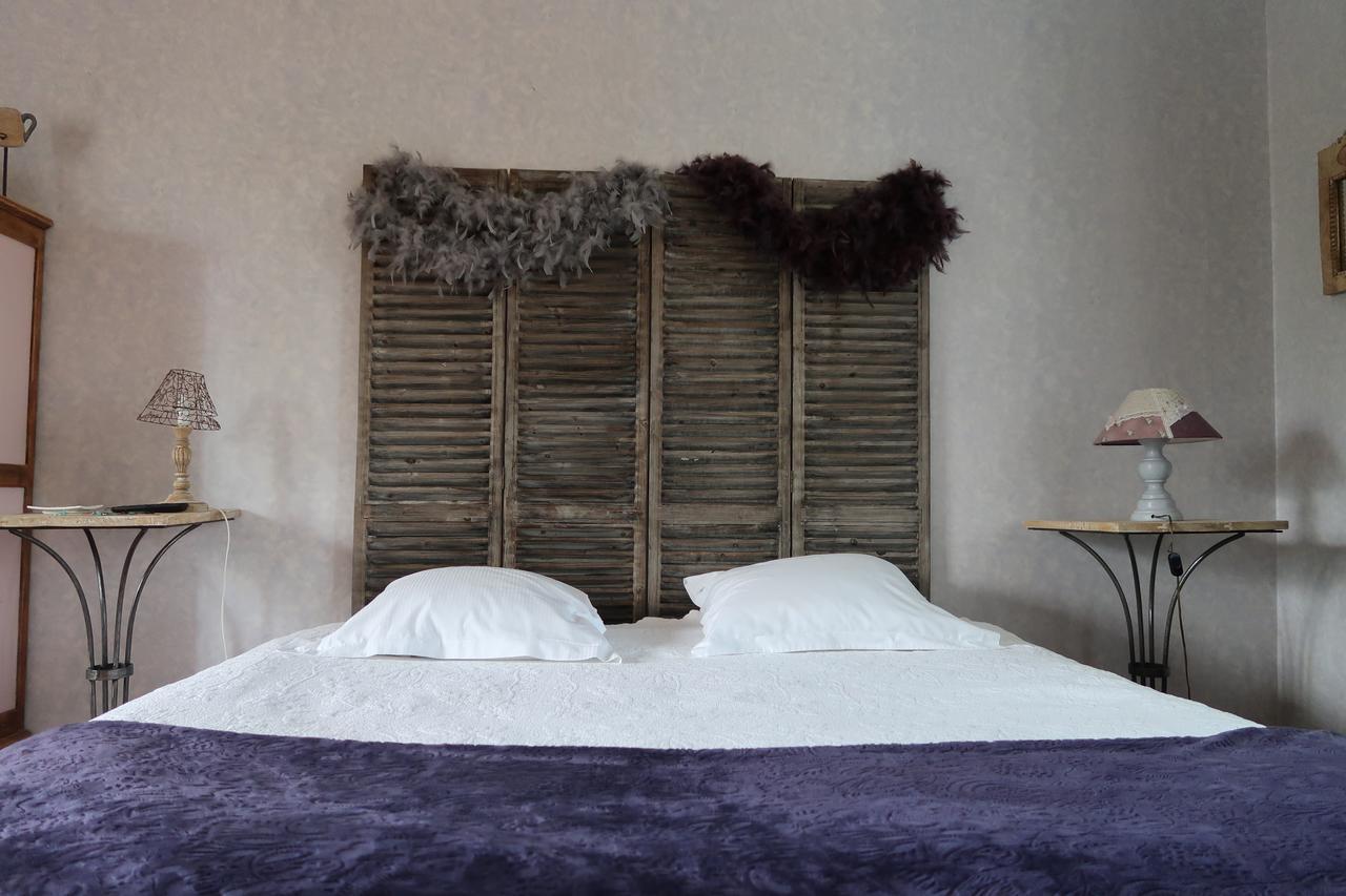 Le Relais Du Grand Logis Panzió Civrieux Kültér fotó